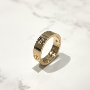 Cardinal Rose Gold 3-Diamond Ring with Custom Fit - Image 6