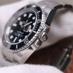 Ultra-Realistic Green Cerachrom V11 Rolex Submariner with Sapphire Night Vision - Image 6