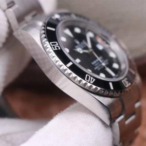 Ultra-Realistic Green Cerachrom V11 Rolex Submariner with Sapphire Night Vision - Image 7