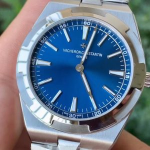 Limited Edition Vacheron Constantin Overseas Ultra-Thin 'Glam Blue' - Image 3