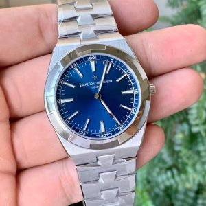 Ultra-Thin Vacheron Constantin Overseas 2000V 'Savory Blue', 8.3mm Case, Exclusive Design - Image 5