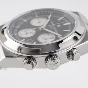 Revamped Vacheron Constantin Overseas 5500V with Improved Features - Image 6