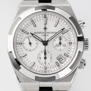 Updated Vacheron Constantin Overseas Series 5500V: Elite Craftsmanship and Multi-Function Design - Image 3