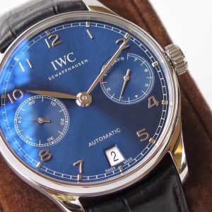 IWC Portuguese Tourbillon Reverse Jump Watch Craftsmanship and Elegance - Image 5