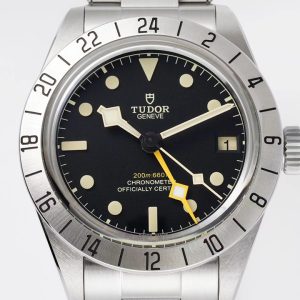 Tudor Black Bay Pro 39MM Vintage Rolex Inspired Chronograph Watch - Image 3