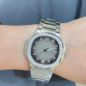 Patek Philippe Nautilus Lady 7118 Luxury Swiss Watch, Genuine Details - Image 3