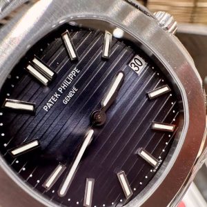 Patek Philippe Nautilus Steel King Classic Design Automatic Movement Watch - Image 6