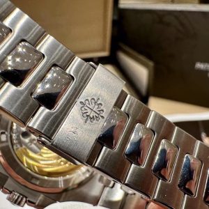 Patek Philippe Nautilus Steel King Classic Design Automatic Movement Watch - Image 10