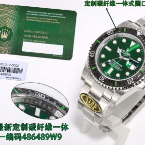 Carbon Fiber Submariner with Automatic Movement - Image 1